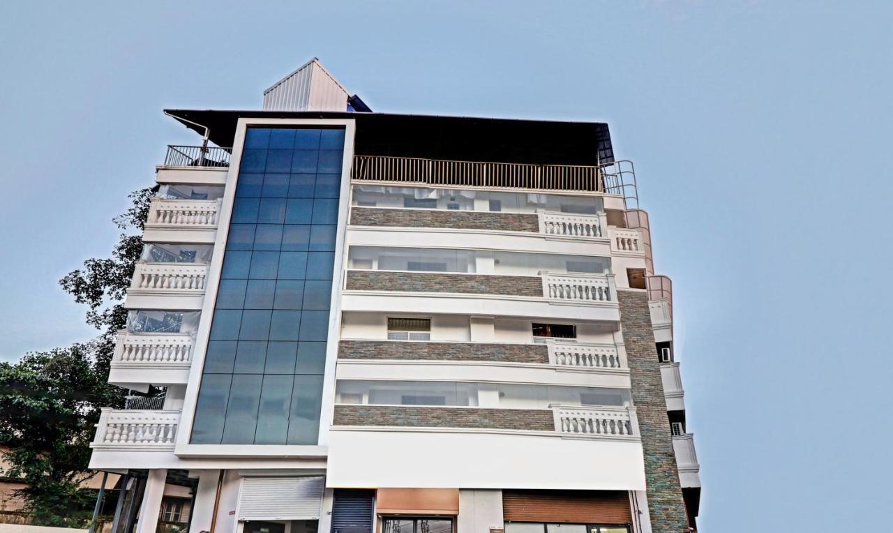 Itsy Hotels Dew Dreams Kochi Exterior foto